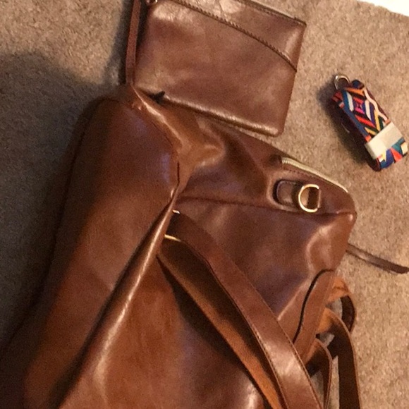 Leather backpack - Picture 2 of 2